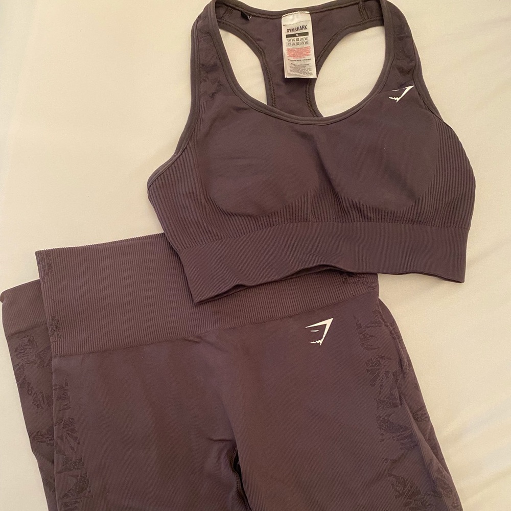 GymShark sports bra & leggings set